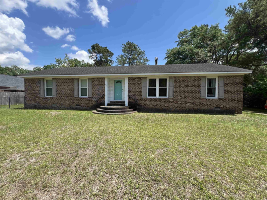 910 4TH AVE, KINGSTREE, SC 29556, photo 1 of 14