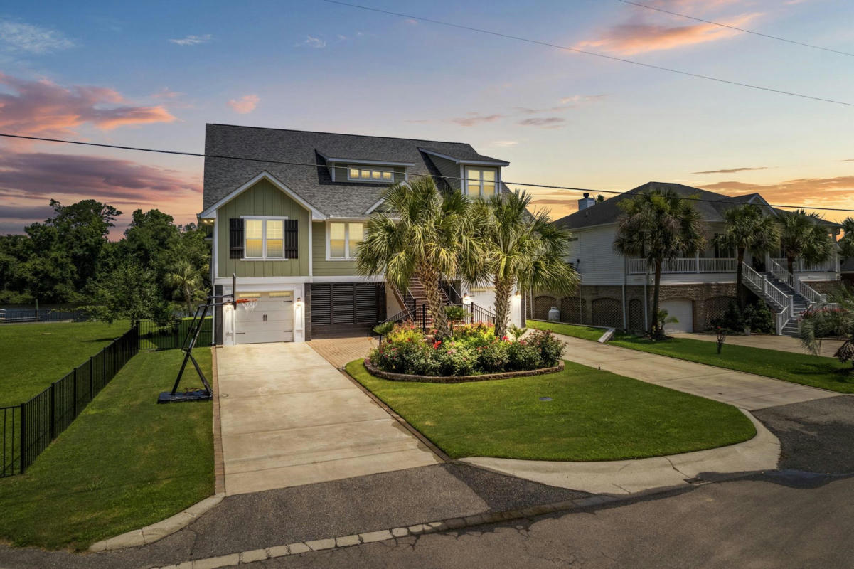 1086 FOLLY RD Myrtle Beach SC 29588 Single Family Residence For